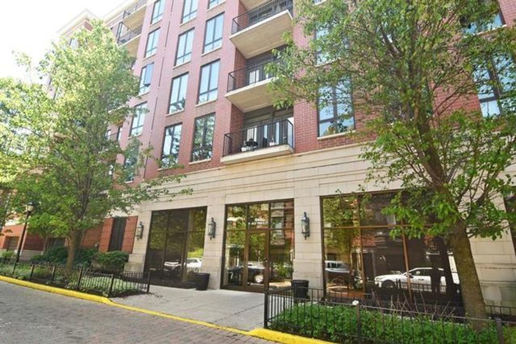343 W Old Town Court 509, Chicago, IL 60610