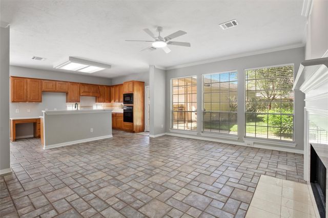 3202 Pleasant Cove Court, Houston, TX 77059