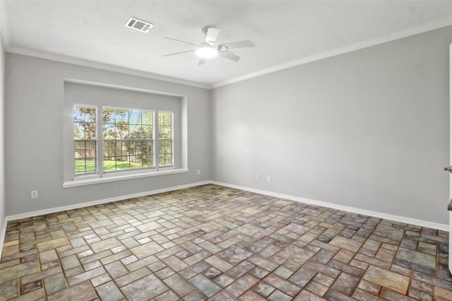 3202 Pleasant Cove Court, Houston, TX 77059