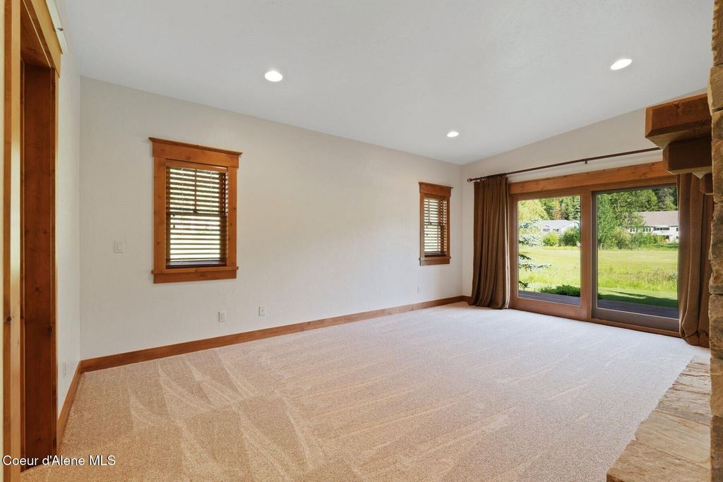 409 N Idaho Club Dr, Sandpoint, ID 83864 photo 11