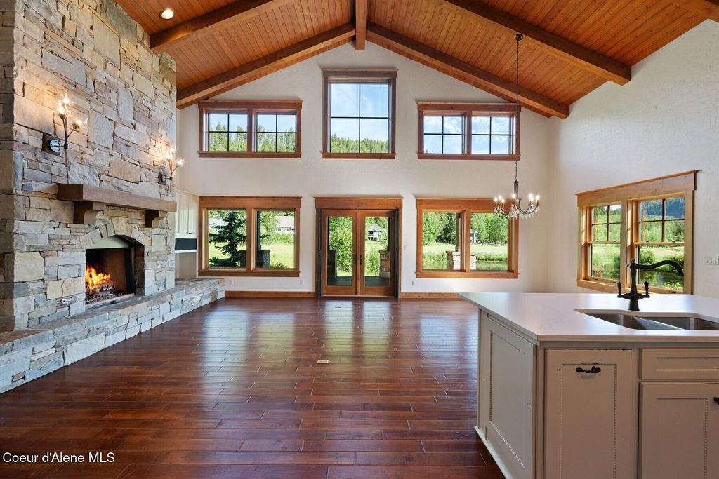 409 N Idaho Club Dr, Sandpoint, ID 83864 photo 2