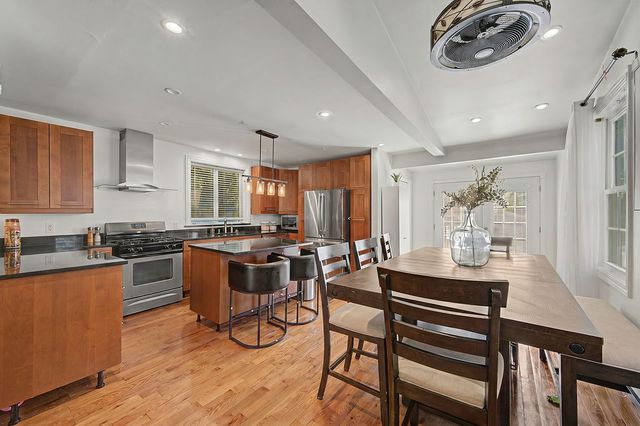 13326 S Burley Avenue, Chicago, IL 60633