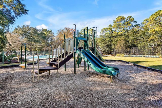 633 Pelican Circle SE, Bolivia, NC 28422