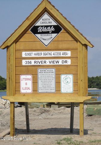 633 Pelican Circle SE, Bolivia, NC 28422