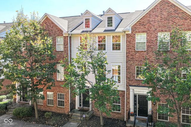 1036 Cavendish Drive, Carmel, IN 46032