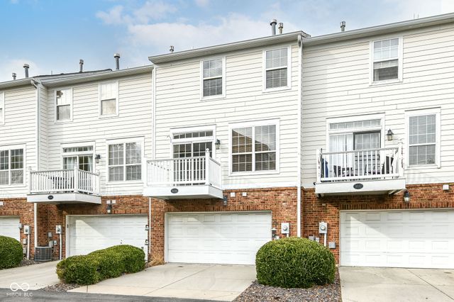 1036 Cavendish Drive, Carmel, IN 46032