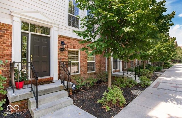 1036 Cavendish Drive, Carmel, IN 46032