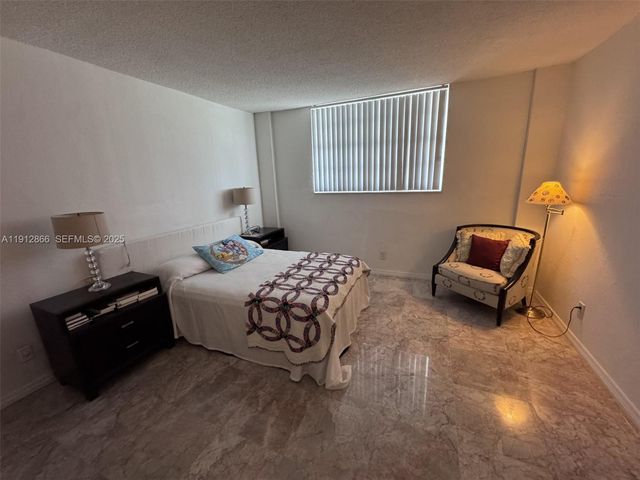 19390 Collins Avenue 1608, Sunny Isles Beach, FL 33160