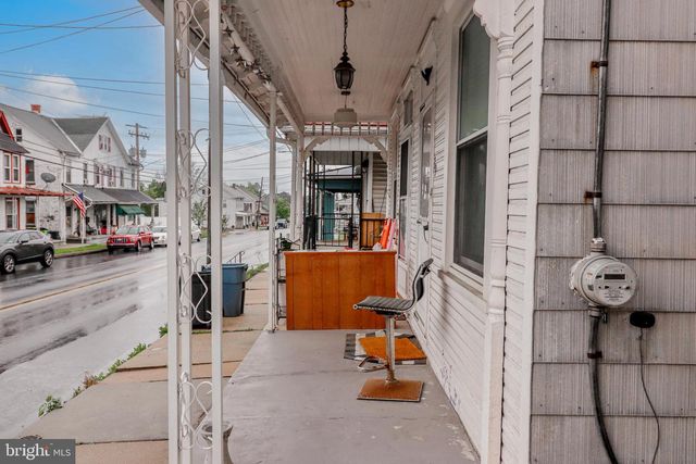 79 E MAIN ST, Newmanstown, PA 17073