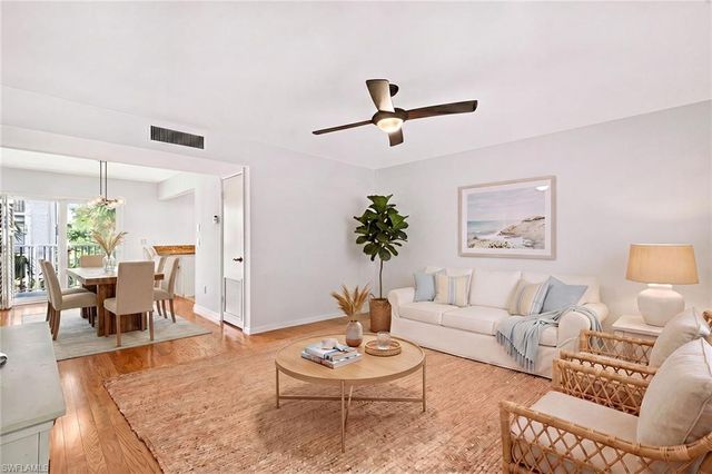 788 Park Shore DR C25, Naples, FL 34103