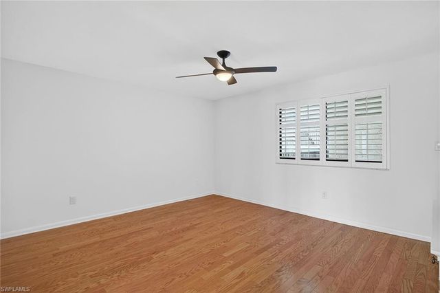 788 Park Shore DR C25, Naples, FL 34103