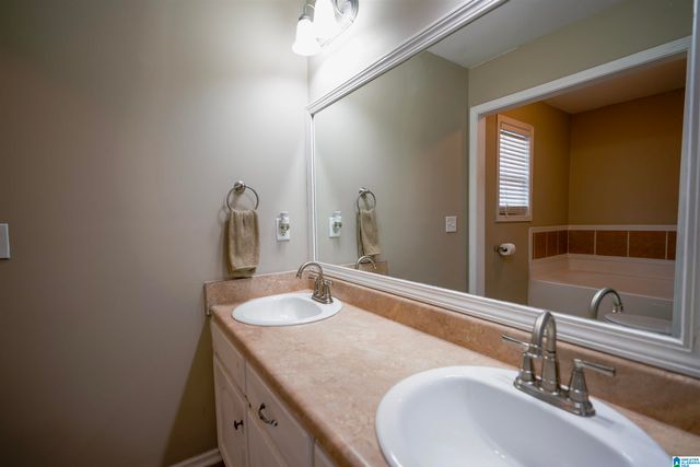 34 OAKBROOK CIRCLE, Cleveland, AL 35049