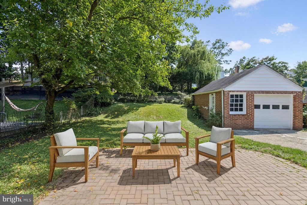 1718 DUBLIN DR, Silver Spring, MD 20902