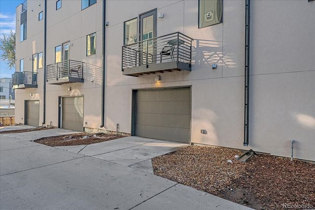 2939 W 23rd Avenue 3, Denver, CO 80211