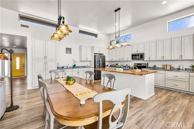 49244 Park Avenue, Morongo Valley, CA 92256