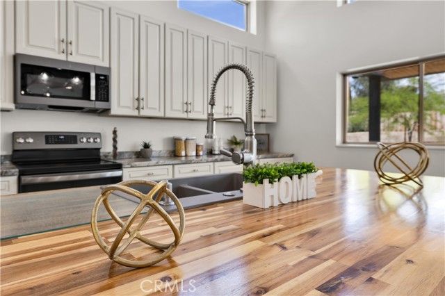 49244 Park Avenue, Morongo Valley, CA 92256