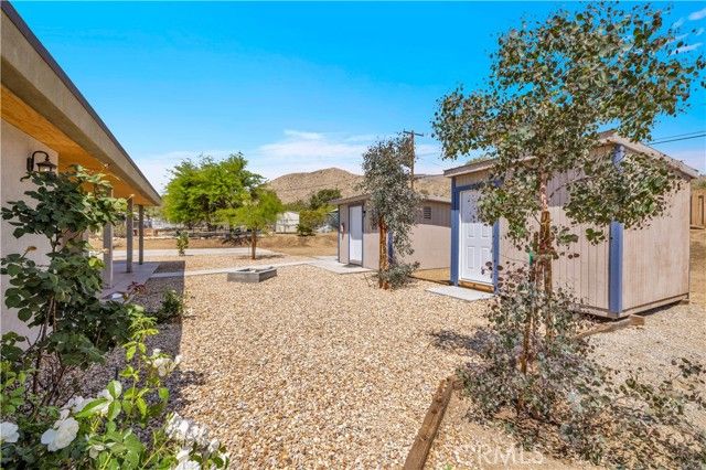 49244 Park Avenue, Morongo Valley, CA 92256