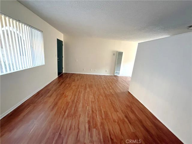 4015 W 137th Street 103, Hawthorne, CA 90250