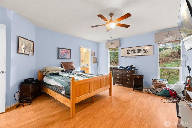 280 Bear View Drive, Chehalis, WA 98532