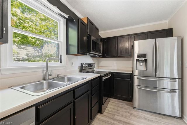 3319 Argyle Lane, Greensboro, NC 27406