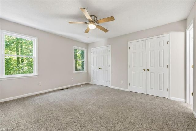 3319 Argyle Lane, Greensboro, NC 27406
