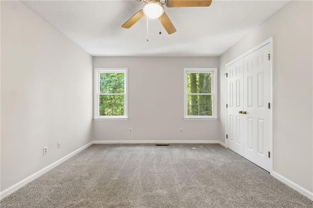 3319 Argyle Lane, Greensboro, NC 27406