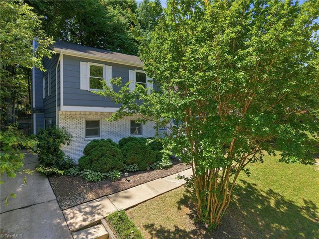 3319 Argyle Lane, Greensboro, NC 27406