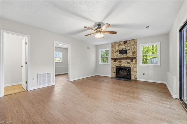 3319 Argyle Lane, Greensboro, NC 27406