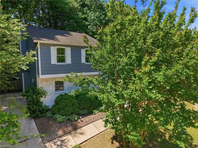 3319 Argyle Lane, Greensboro, NC 27406