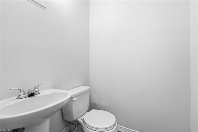 3319 Argyle Lane, Greensboro, NC 27406
