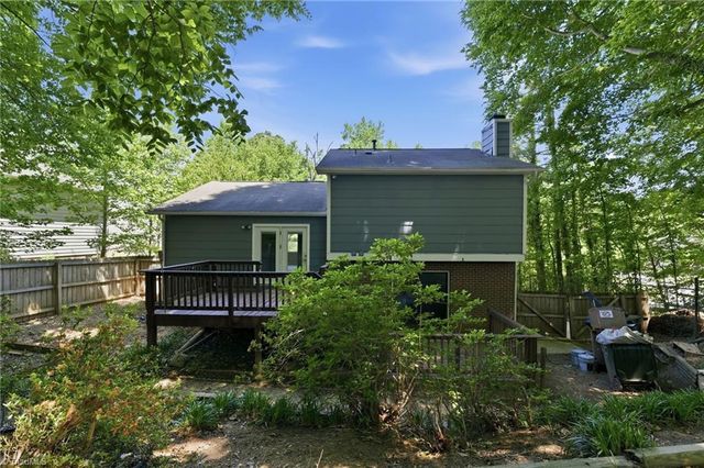 3319 Argyle Lane, Greensboro, NC 27406