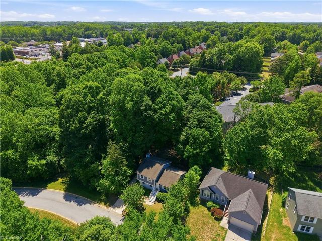 3319 Argyle Lane, Greensboro, NC 27406