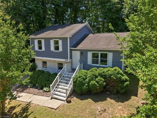 3319 Argyle Lane, Greensboro, NC 27406
