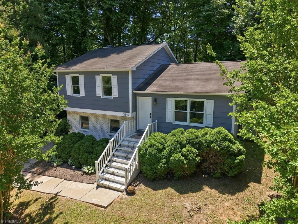 3319 Argyle Lane, Greensboro, NC 27406