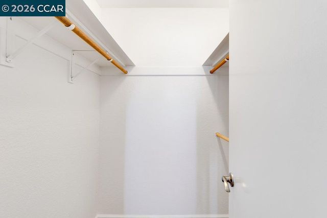 1465 Marchbanks Dr 4, Walnut Creek, CA 94598