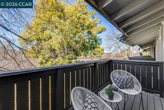 1465 Marchbanks Dr 4, Walnut Creek, CA 94598