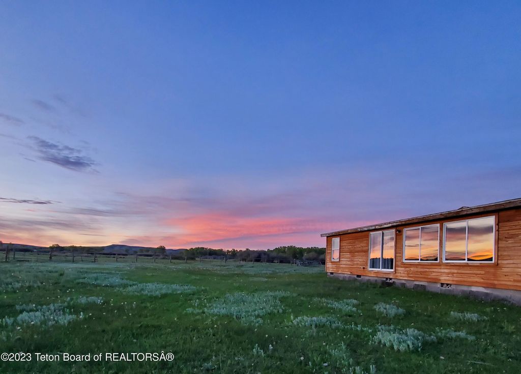 30 GUIO-BUDD ROAD, Big Piney, WY 83113 photo 8