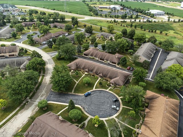 10703 Kentucky Court, Orland Park, IL 60467