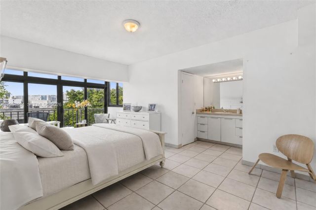 575 Crandon Blvd 413 413, Key Biscayne, FL 33149