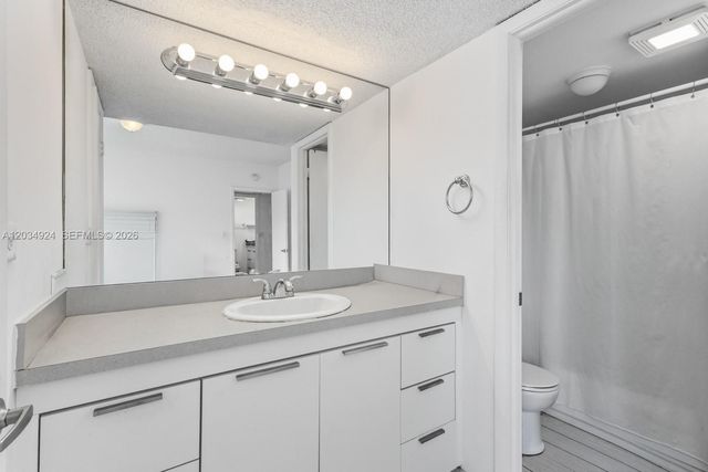 575 Crandon Blvd 413 413, Key Biscayne, FL 33149