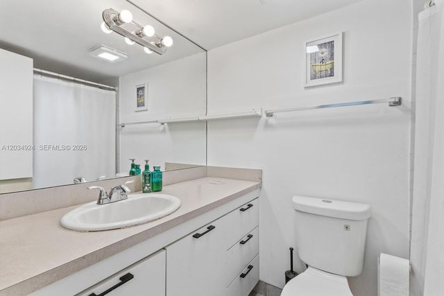 575 Crandon Blvd 413 413, Key Biscayne, FL 33149