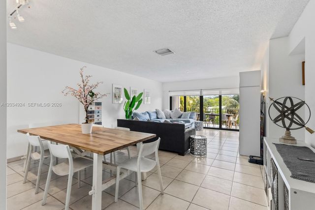 575 Crandon Blvd 413 413, Key Biscayne, FL 33149
