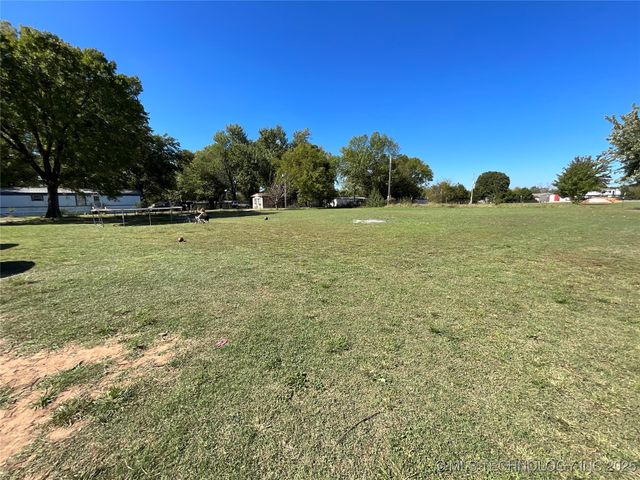 12795 S 4200 Road, Claremore, OK 74017