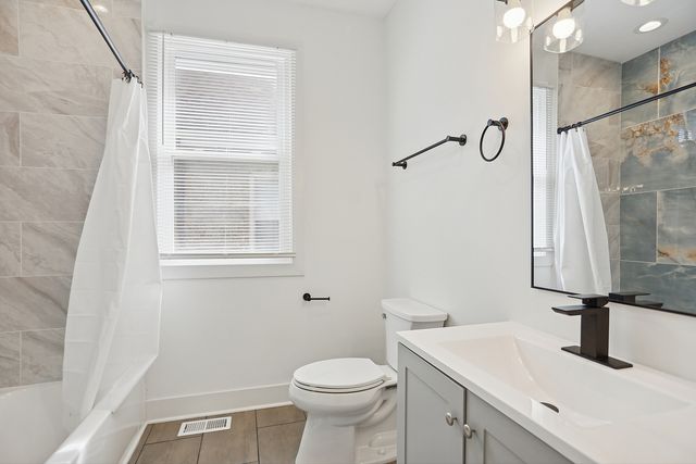 2336 Scoville Avenue, Berwyn, IL 60402