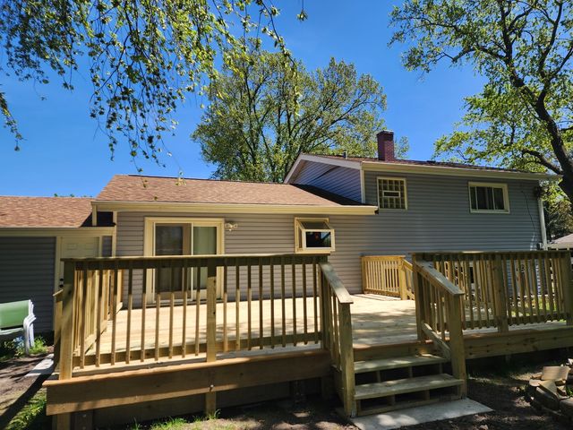 1352 Glen Ellyn Road, Glendale Heights, IL 60139