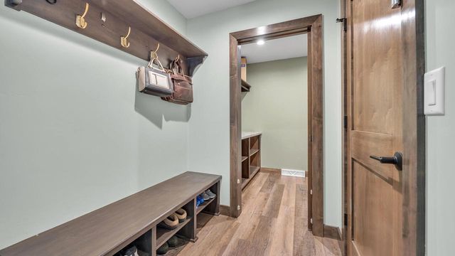 10515 Olivers WAY, Maribel, WI 54227