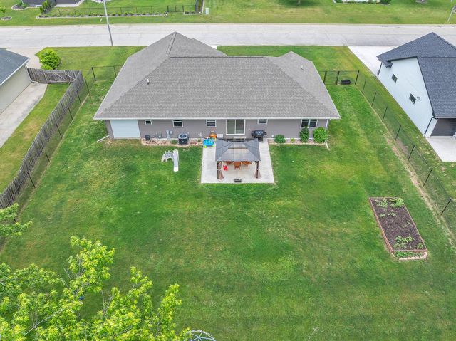 10515 Olivers WAY, Maribel, WI 54227