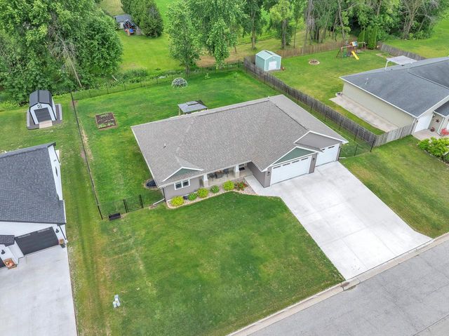 10515 Olivers WAY, Maribel, WI 54227