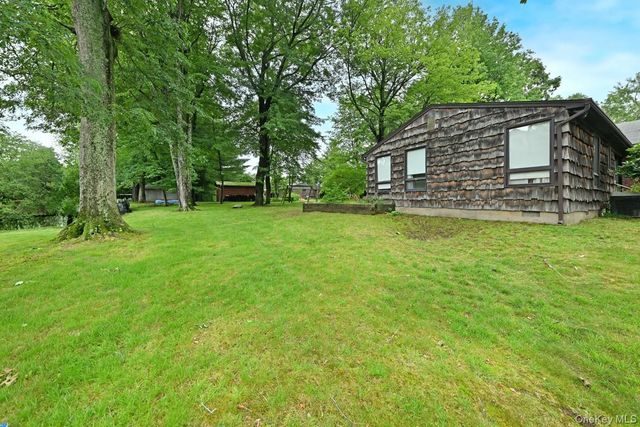 43 Sutin Place, Spring Valley, NY 10977