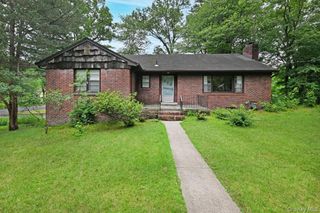 43 Sutin Place, Spring Valley, NY 10977